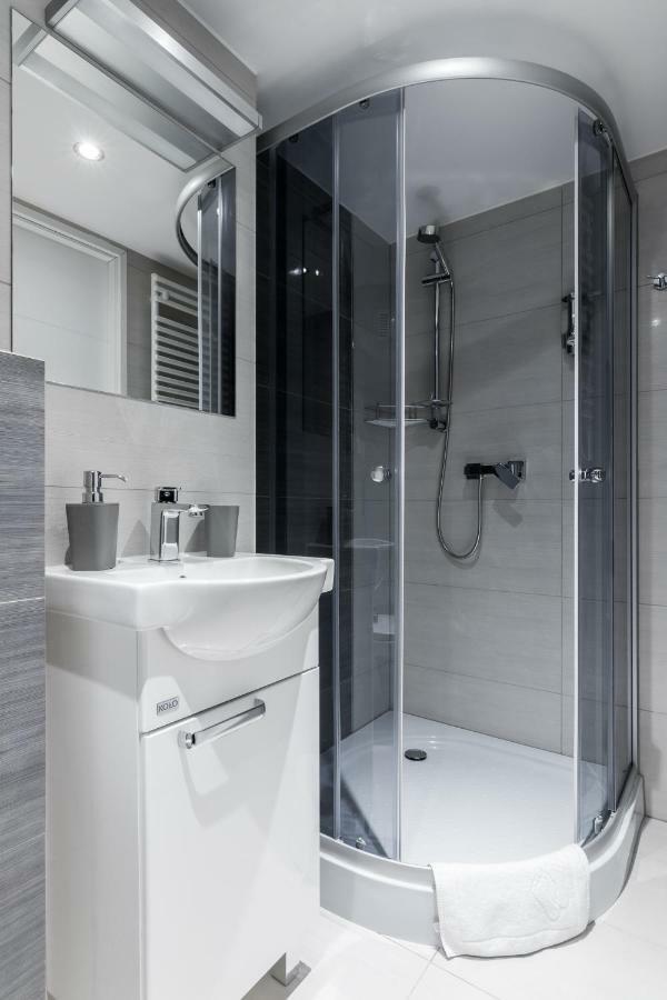 R&R Apart Cracow Красков Екстериор снимка